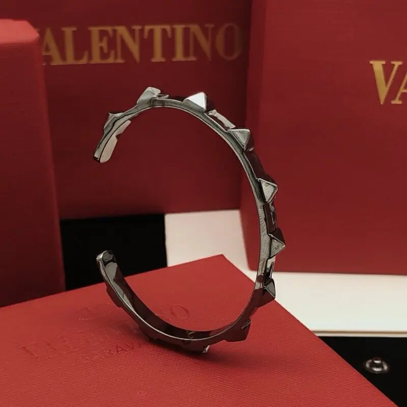 valentino bracelets s_12615653